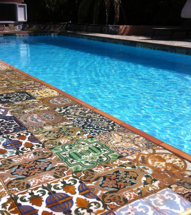 amazing-tiled-pool amazing-tiled-pool